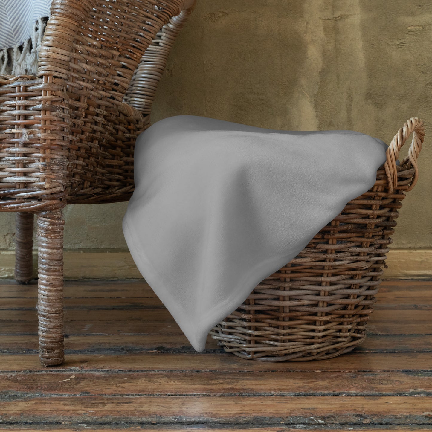 throw blanket in shades of gray